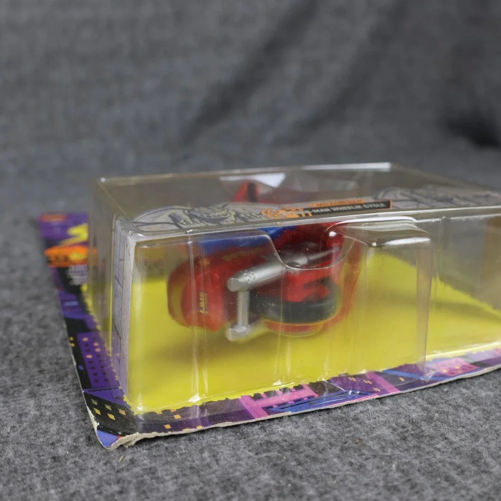 Vintage ToyBiz Spider-Man Wheelie Cycle Motorized Action Figure Toy 57456 1990s